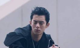 王鹤棣娱乐吃瓜,揭秘明星幕后趣事