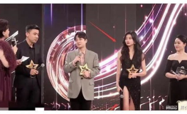 吃瓜娱乐圈八卦新闻,揭秘明星幕后故事,揭秘明星幕后故事