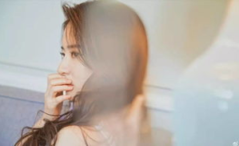 刘亦菲娱乐吃瓜,揭秘明星幕后生活点滴